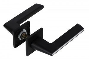 ����� ������� Adden Bau, ��������� Spaceinnovation-Q, RIVER S-530 BLACK �� ���������� �������